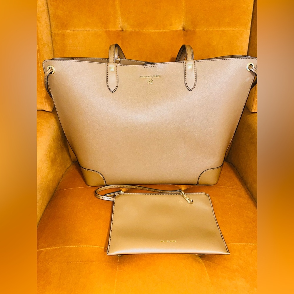 Michael Kors Caramel brown Leather Tote with Pouch